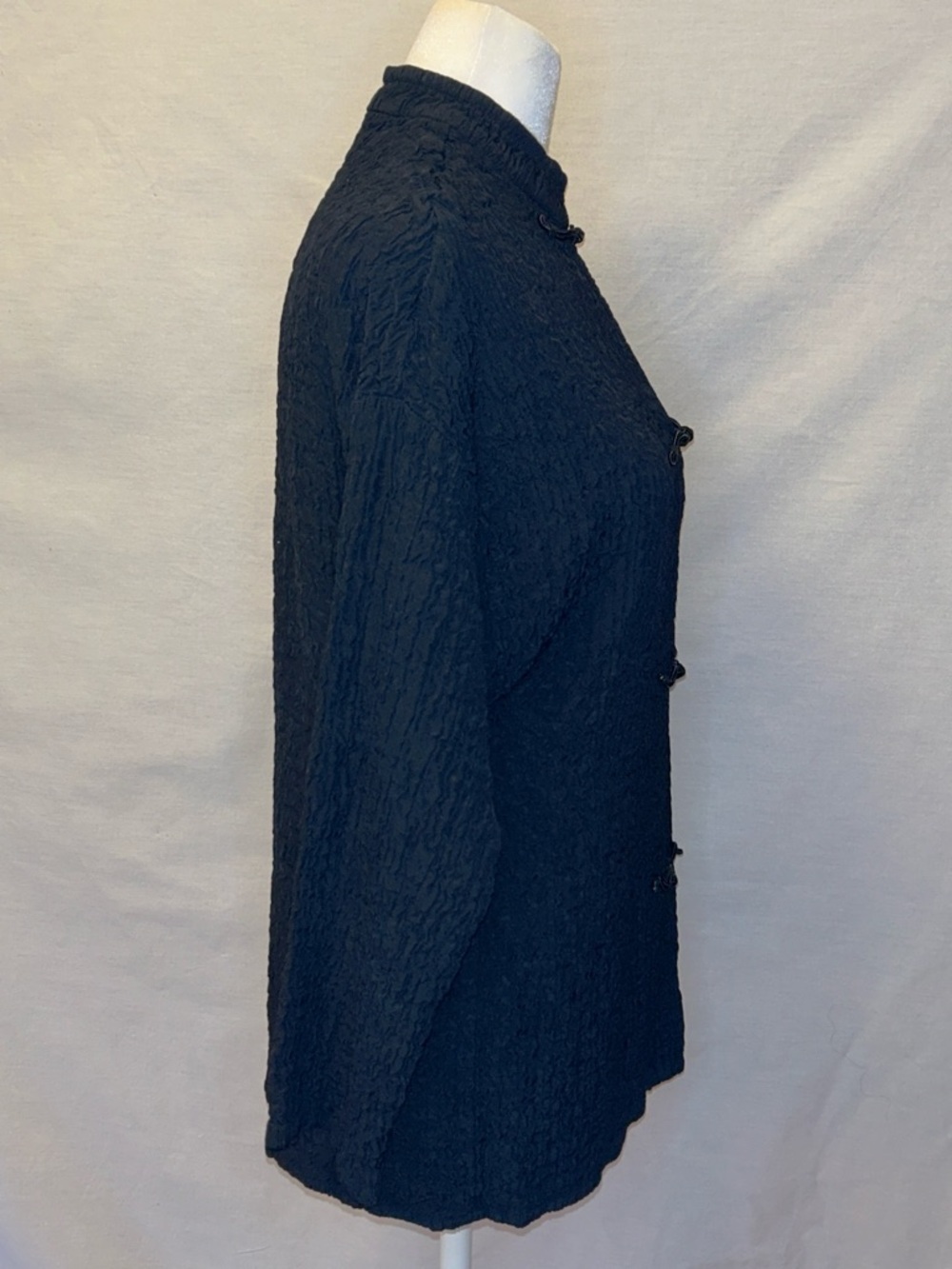 Eileen Fisher Textured Black Jacket Top – Italian Fabric | USA Made | Size Large - Picture 8 of 10